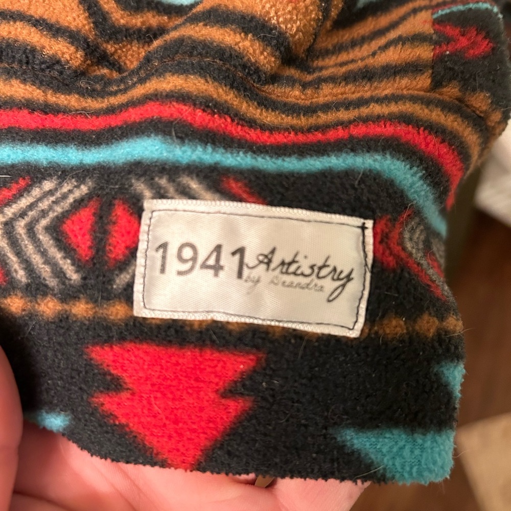 Aztec Fleece Sweater - Picture 2 of 2